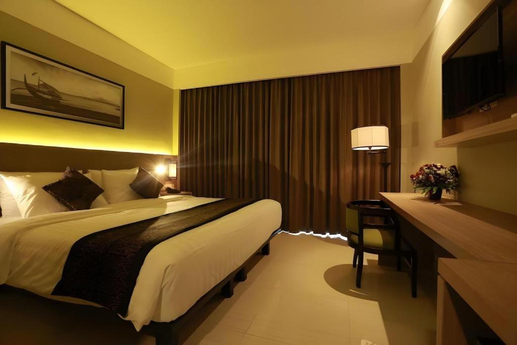 El Hotel Banyuwangi Banyuwangi  Extérieur photo
