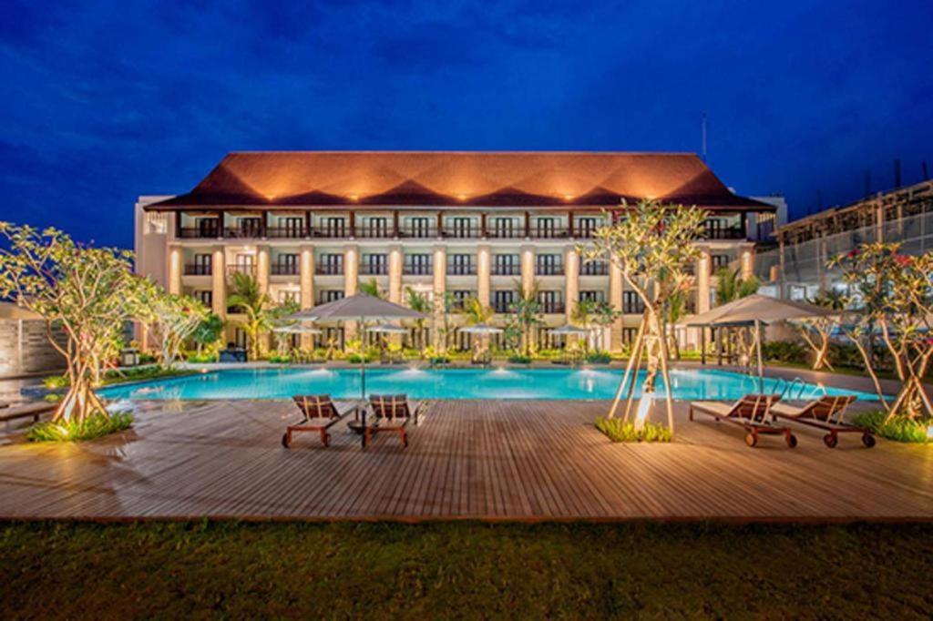 El Hotel Banyuwangi Banyuwangi  Extérieur photo