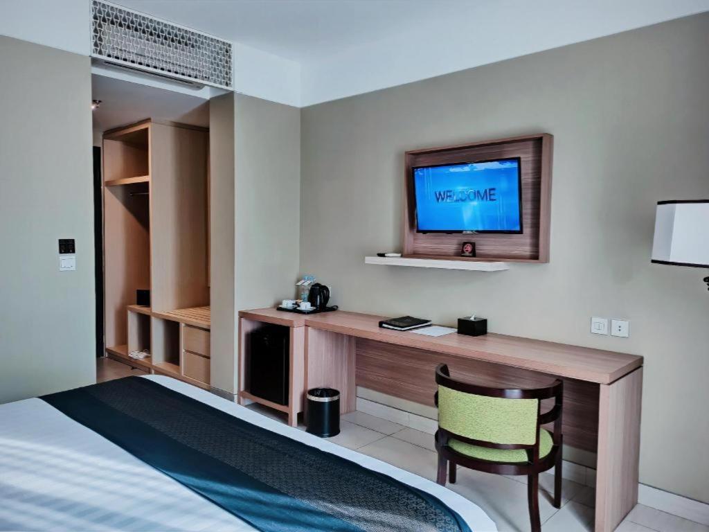 El Hotel Banyuwangi Banyuwangi  Extérieur photo