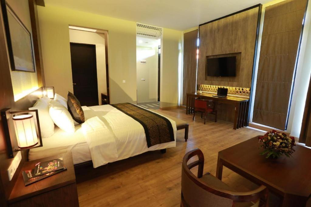 El Hotel Banyuwangi Banyuwangi  Extérieur photo