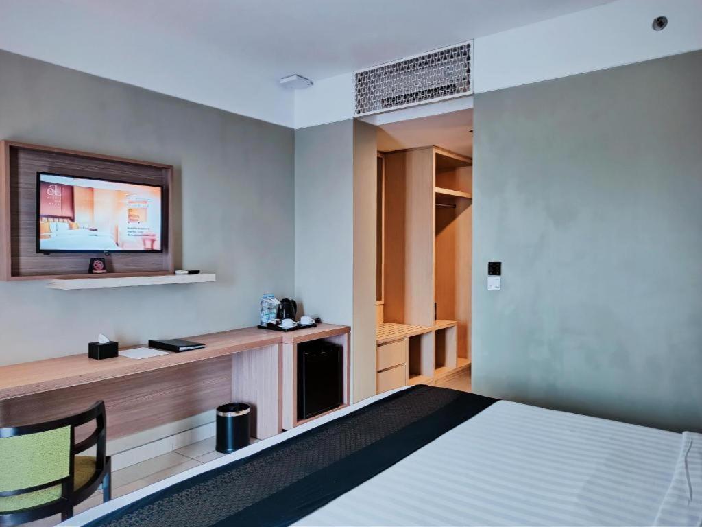 El Hotel Banyuwangi Banyuwangi  Extérieur photo